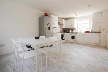 4 bed house, Leahurst Crescent, Harborne, Birmingham, B170LG - Image 4