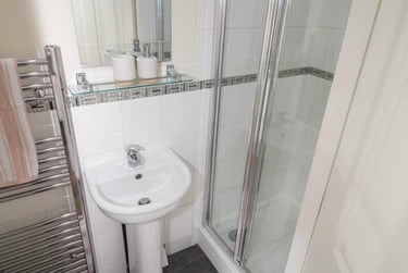 4 bed house, Blue Fox Close, City Centre, Leicester, LE30EE - Image 13