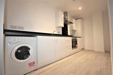 1 bed studio, 16 Cross Street, City Centre, Preston, PR13LT - Image 3