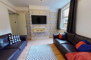 5 bed house, Thurlow Road, Clarendon Park, Leicester, LE21YE - Image 2