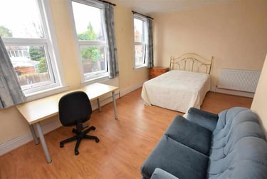 4 bed flat, Station Road, Harborne, Birmingham, B179LX - Image 7
