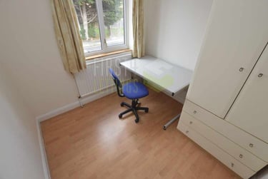 4 bed house, Gainsborough Road, Knighton, Leicester, LE23DH - Image 8