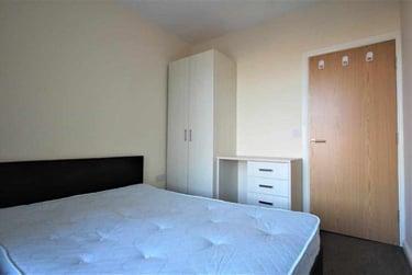 1 bed flat, Fishergate, City Centre, Preston, PR12NJ - Image 4