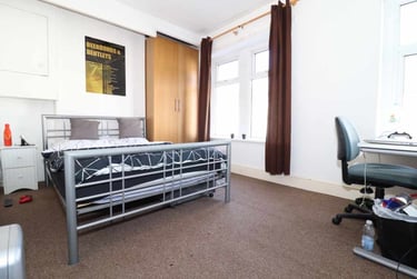 5 bed house, Cathays, Cardiff, CF244QF - Image 3