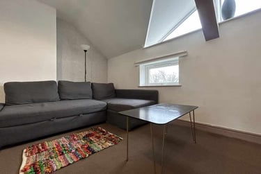 2 bed flat, Roath, Adamstown, Cardiff, CF241DJ - Image 4