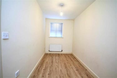 2 bed flat, Ladybank Avenue, Deepdale, Preston, PR29LY - Image 6