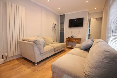 5 bed house, Roath, Plasnewydd, Cardiff, CF243JY - Image 1