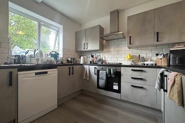 5 bed house, Cathays, Cardiff, CF244QE - Image 2