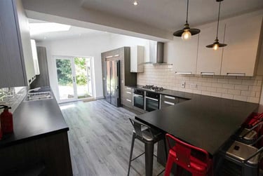 6 bed house, Hubert Road, Selly Park, Birmingham, B296ET - Image 2