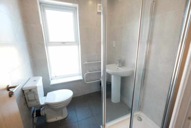 1 bed studio, Fishergate, City Centre, Preston, PR12NJ - Image 6