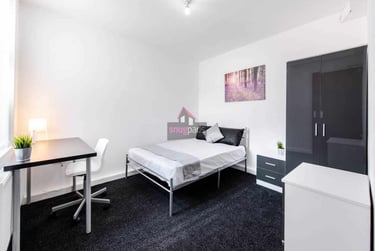 4 bed flat, Salford, Irlams O' Th' Height, M67HP - Image 4