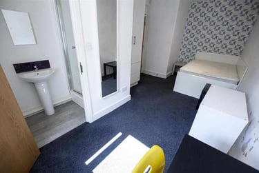 6 bed house, Harrow Road, Selly Park, Birmingham, B297DW - Image 9