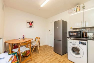 3 bed flat, Bristol Road, Selly Oak, Birmingham, B296HW - Image 4