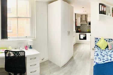 1 bed house, (Large Studio) Demontfort Street, Highfields, Leicester, LE17GW - Image 7