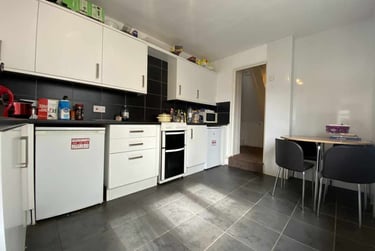 4 bed house, Cathays, Cardiff, CF244NY - Image 2