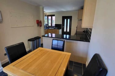 4 bed house, Wycliffe Road, Earlham, Norwich, NR47DX - Image 2
