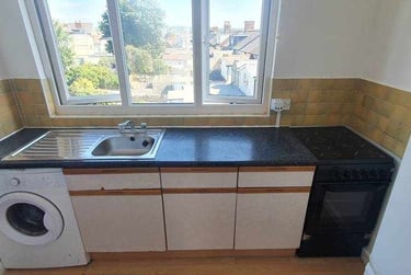 1 bed flat, 4, 18, Cathays, Cardiff, CF244BZ - Image 3