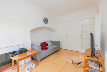 6 bed house, Hubert Road, Selly Park, Birmingham, B296ET - Image 2