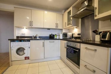 2 bed flat, Masshouse Plaza, City Centre, Birmingham, B55JF - Image 6