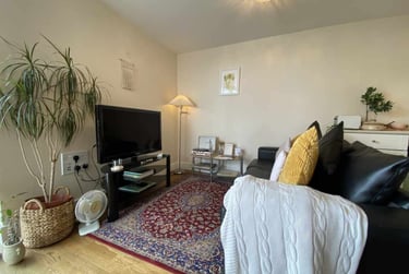 2 bed flat, Cardiff Bay, Cardiff, CF104RF - Image 4