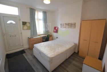 3 bed house, St. Leonards Road, Clarendon Park, Leicester, LE23BZ - Image 6