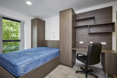 1 bed flat, Frederick Road, Selly Oak, Birmingham, B296PB - Image 2