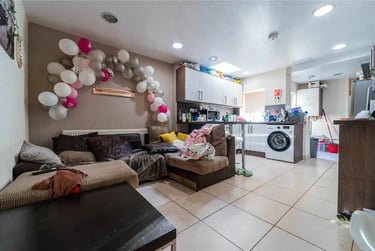 6 bed house, Tiverton Road, Selly Park, Birmingham, B296BY - Image 2