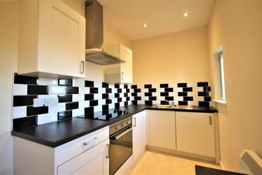 1 bed flat, Fishergate, City Centre, Preston, PR12NJ - Image 2