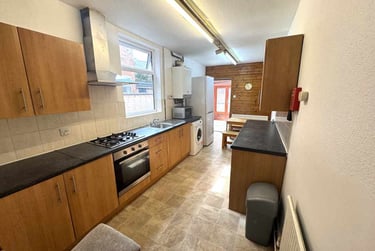 5 bed house, Lorne Road, Clarendon Park, Leicester, LE21YH - Image 2