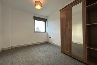 2 bed flat, Cardiff Bay, Splott, Cardiff, CF104JD - Image 7