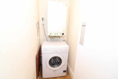 4 bed flat, Roath, Plasnewydd, Cardiff, CF243RP - Image 9