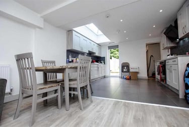 6 bed house, Teignmouth Road, Selly Park, Birmingham, B297AX - Image 2