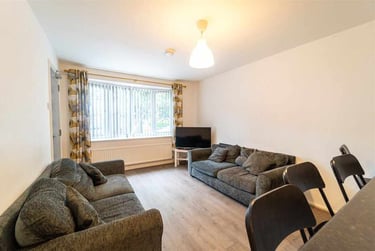 6 bed house, Heeley Road, Selly Park, Birmingham, B296EZ - Image 3