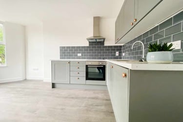 2 bed house, Penylan, Cardiff, CF239BN - Image 2