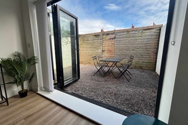 2 bed house, Roath, Plasnewydd, Cardiff, CF243PX - Image 2