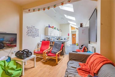 6 bed house, Heeley Road, Selly Park, Birmingham, B296DP - Image 3