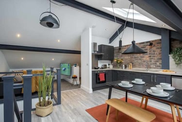 2 bed flat, 13 Winckley Street, City Centre, Preston, PR12AA - Image 2