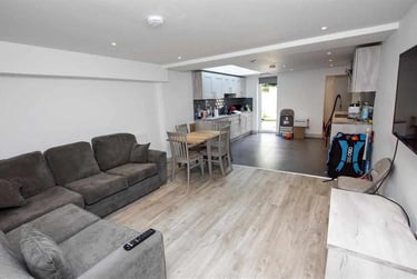 6 bed house, Teignmouth Road, Selly Park, Birmingham, B297AX - Image 1