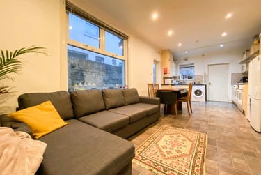 7 bed house, Roath, Plasnewydd, Cardiff, CF243LQ - Image 1