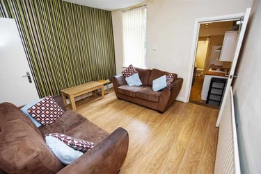 3 bed house, Gleave Road, Selly Park, Birmingham, B296JW - Image 4