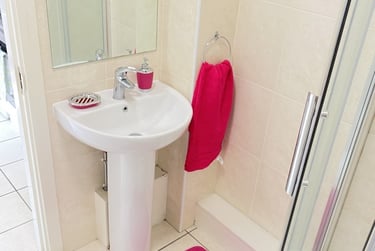 1 bed flat, (Standard Studio), Watkin Road, Freemans Meadow, City Centre, Leicester, LE27HY - Image 6