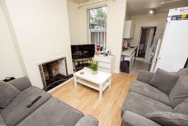 5 bed house, Hubert Road, Selly Park, Birmingham, B296EP - Image 1