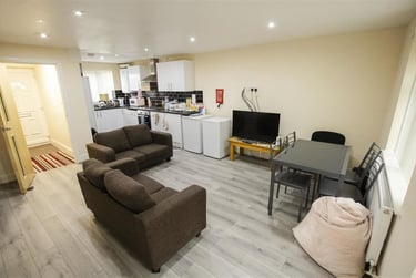 4 bed house, Humphrey Middlemore Drive, Harborne, Birmingham, B170JJ - Image 1