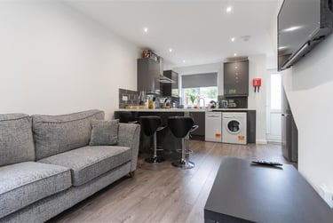 5 bed house, Roman Way, Selly Park, Birmingham, B152SJ - Image 3