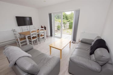 6 bed house, Harborne Lane, Selly Park, Birmingham, B296TQ - Image 2