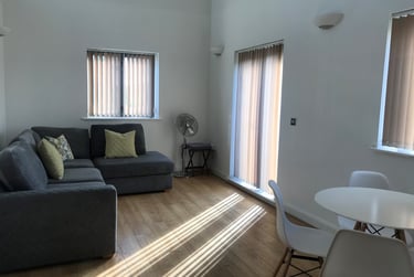 2 bed flat, St Christophers Court, Maritime Quarter, Swansea, SA11UA - Image 2