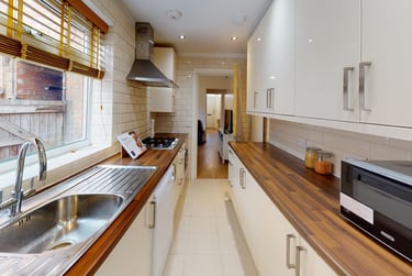 4 bed house, Latimer Street, City Centre, Leicester, LE30QE - Image 3