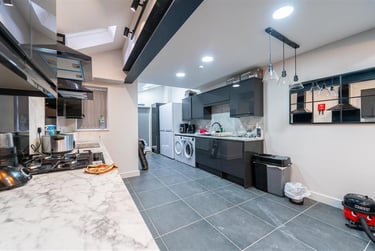 5 bed house, Hubert Road, Selly Park, Birmingham, B296ET - Image 8