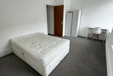 5 bed house, Lewis Street, St Thomas, Swansea, SA18PB - Image 7