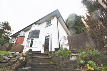 4 bed house, Bryn Syfi Terrace, Mount Pleasant, Swansea, SA16XN - Image 9